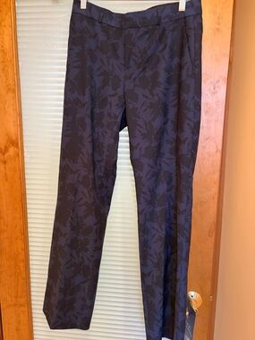 Banana Republic Navy Floral-Print Dress Pants fully lined